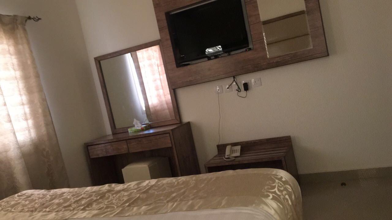 Ruoof Furnished Units Apartment Dammam Bagian luar foto